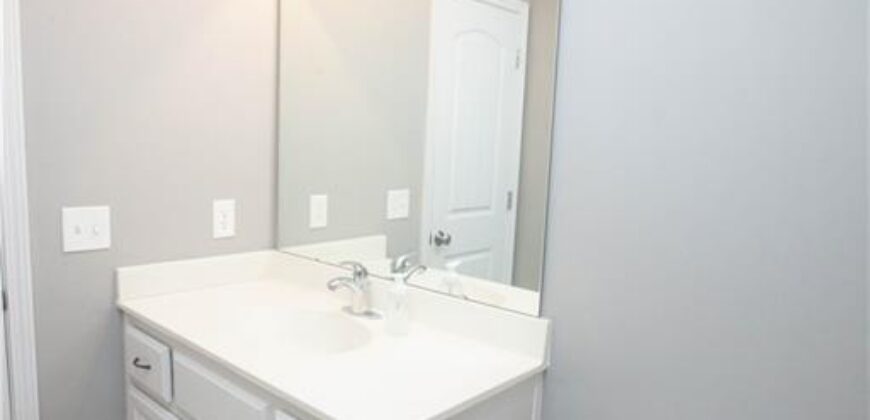 8908 NE 117th Terrace, Kansas City, MO 64157