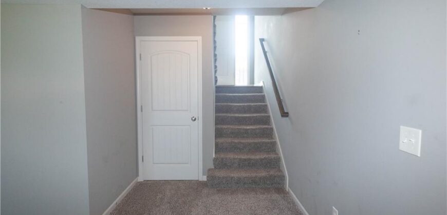 8908 NE 117th Terrace, Kansas City, MO 64157