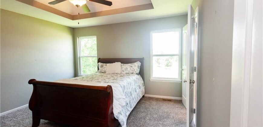 8908 NE 117th Terrace, Kansas City, MO 64157