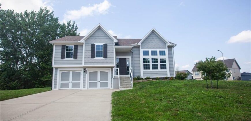 8908 NE 117th Terrace, Kansas City, MO 64157