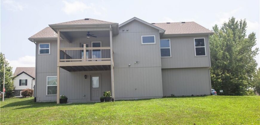 8908 NE 117th Terrace, Kansas City, MO 64157