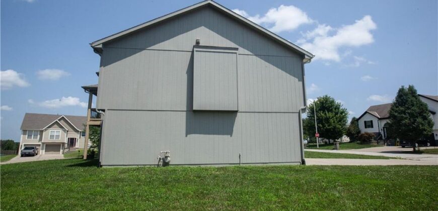 8908 NE 117th Terrace, Kansas City, MO 64157