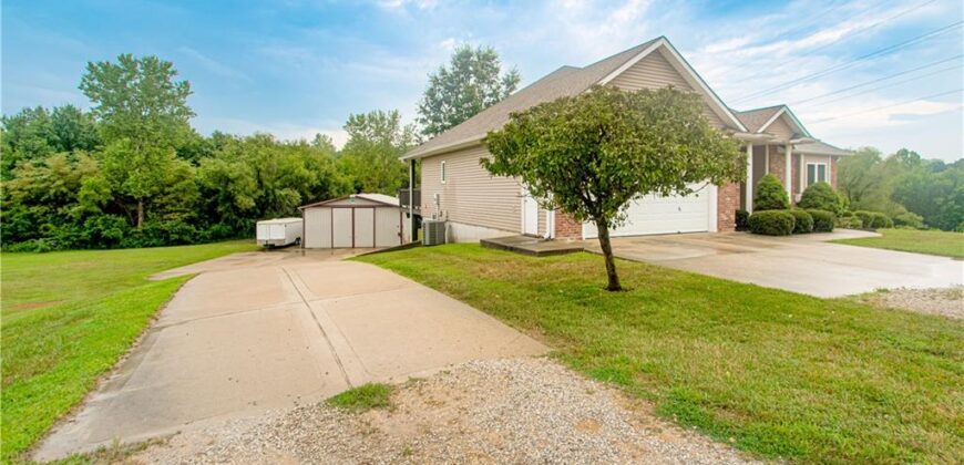 20009 Clinton County Line Road, Holt, MO 64048