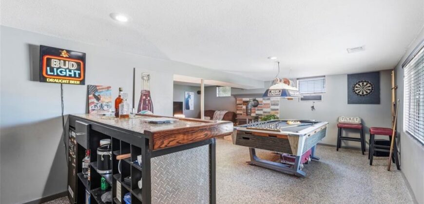 6729 NE Cotter Avenue, Kansas City, MO 64119