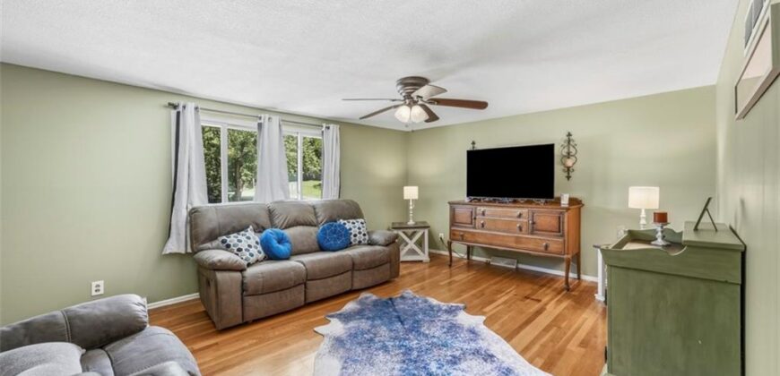 6729 NE Cotter Avenue, Kansas City, MO 64119