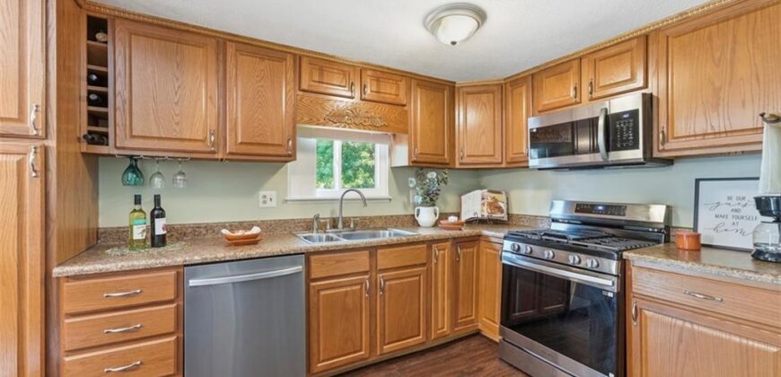 6729 NE Cotter Avenue, Kansas City, MO 64119