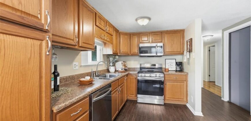 6729 NE Cotter Avenue, Kansas City, MO 64119
