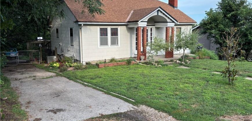 4205 N Kansas Avenue, Kansas City, MO 64117