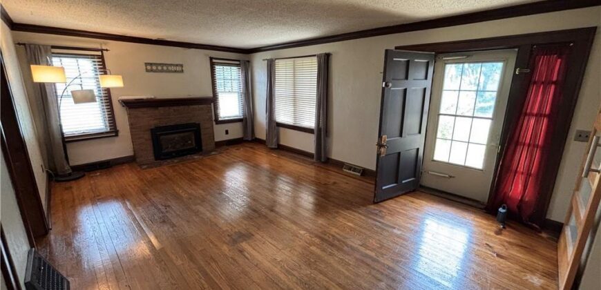 4205 N Kansas Avenue, Kansas City, MO 64117