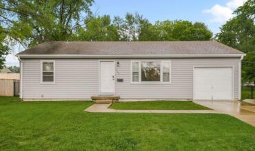 903 NE 67th Place, Gladstone, MO 64118