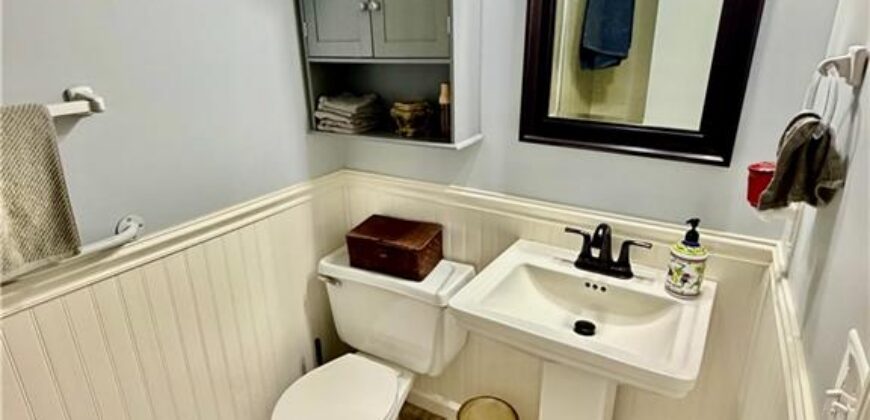 1302 Laurel Street, Kearney, MO 64060