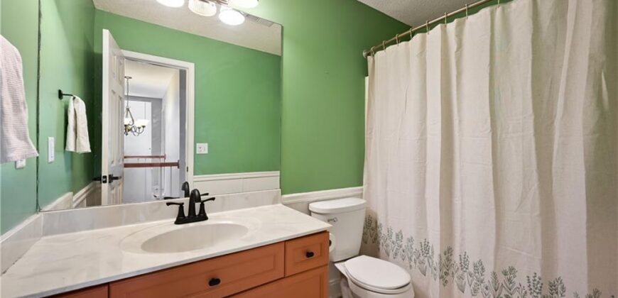 3401 NW 85th Court, Kansas City, MO 64154
