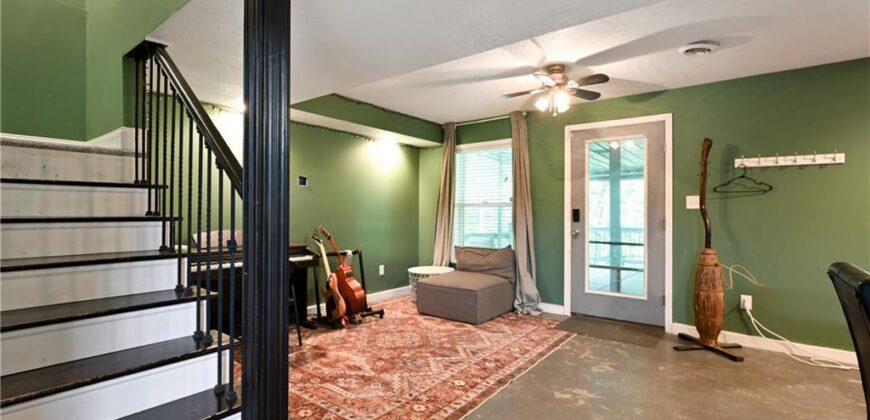 3401 NW 85th Court, Kansas City, MO 64154
