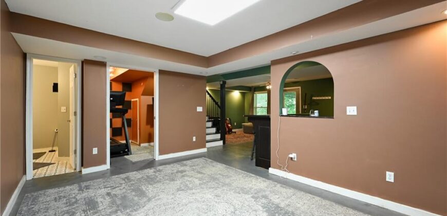 3401 NW 85th Court, Kansas City, MO 64154