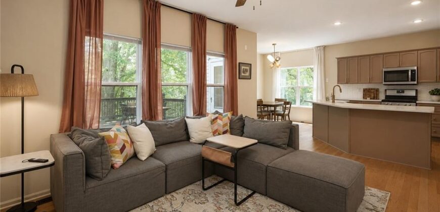 3401 NW 85th Court, Kansas City, MO 64154