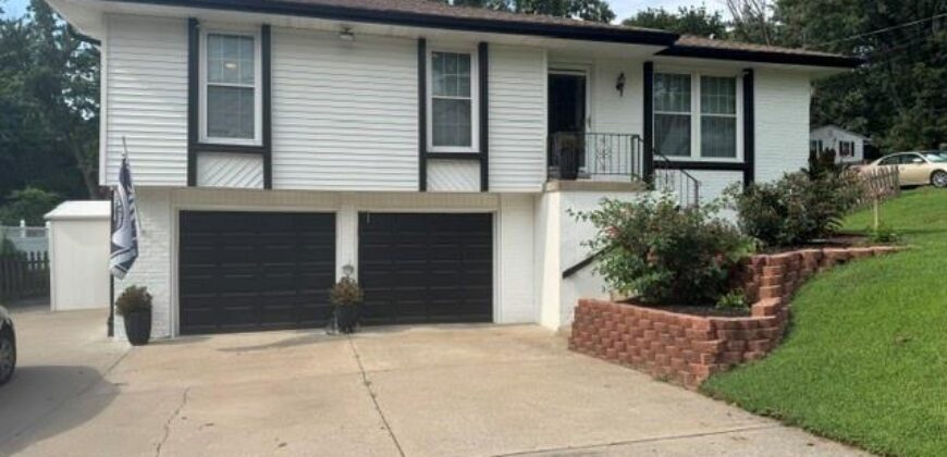 4744 NE 38th Street, Kansas City, MO 64117
