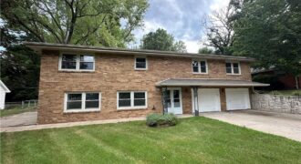 430 NW 58th Street, Kansas City, MO 64118