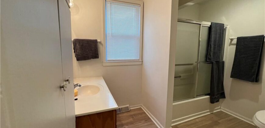 3745 N Indiana Avenue, Kansas City, MO 64117