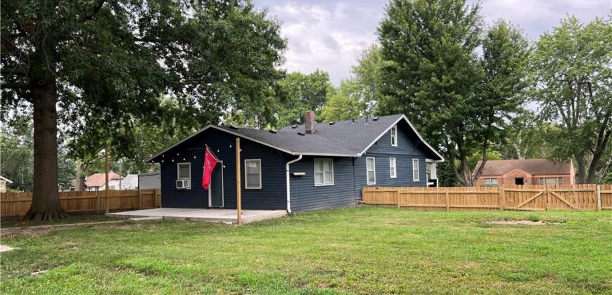 3745 N Indiana Avenue, Kansas City, MO 64117