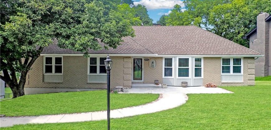 404 NW Briarcliff Road, Kansas City, MO 64116