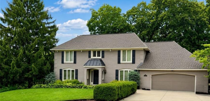 1340 Camelot Drive, Liberty, MO 64068