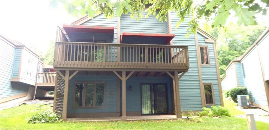 306 LAKESIDE Drive, Liberty, MO 64068
