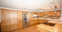 11 Sandy Circle, Dearborn, MO 64439