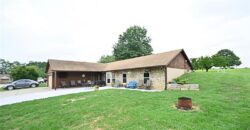 11 Sandy Circle, Dearborn, MO 64439