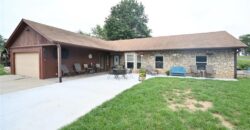 11 Sandy Circle, Dearborn, MO 64439