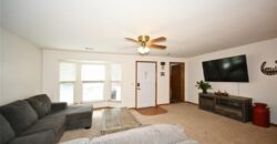 11 Sandy Circle, Dearborn, MO 64439