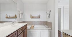 2901 Gentry Park Parkway, North Kansas City, MO 64116
