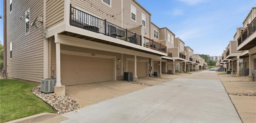 2901 Gentry Park Parkway, North Kansas City, MO 64116