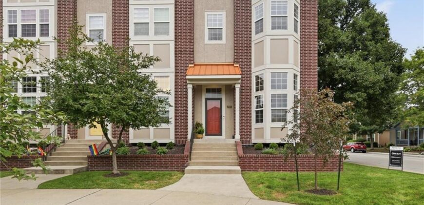 2901 Gentry Park Parkway, North Kansas City, MO 64116