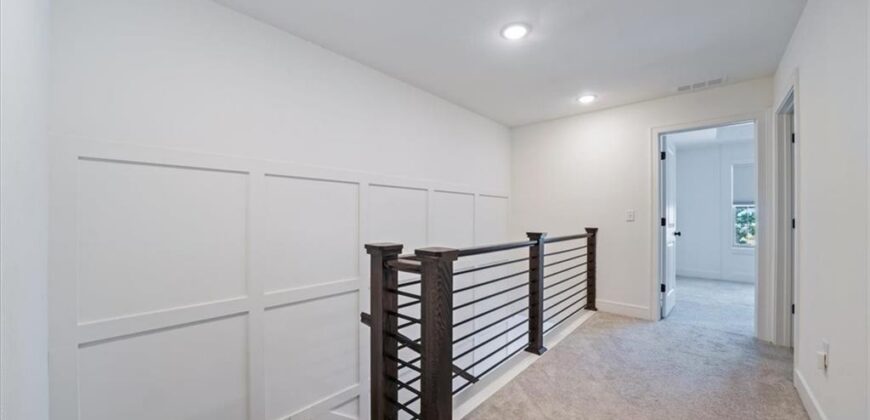 7328 Aaron Street, Parkville, MO 64152