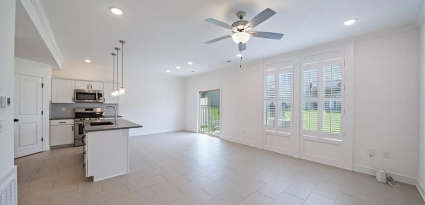 7328 Aaron Street, Parkville, MO 64152