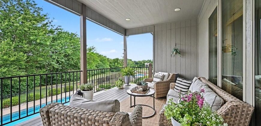 701 Indian Trail Court, Smithville, MO 64089