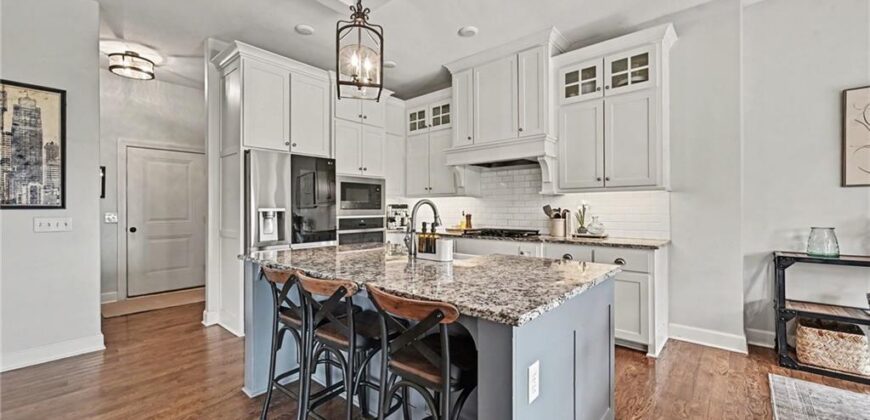 701 Indian Trail Court, Smithville, MO 64089