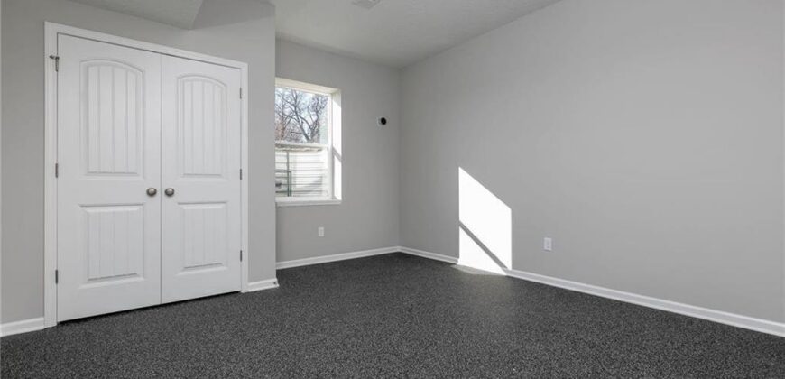 519 Skyview Lane, Liberty, MO 64068
