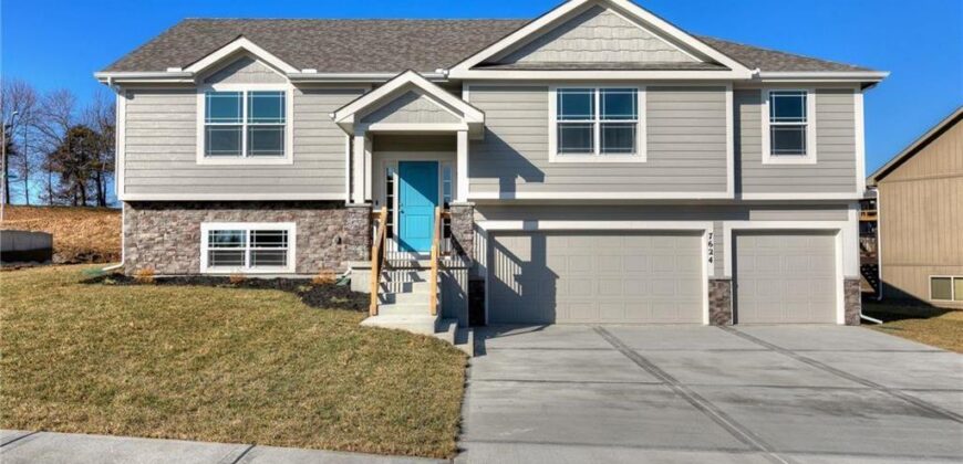 519 Skyview Lane, Liberty, MO 64068