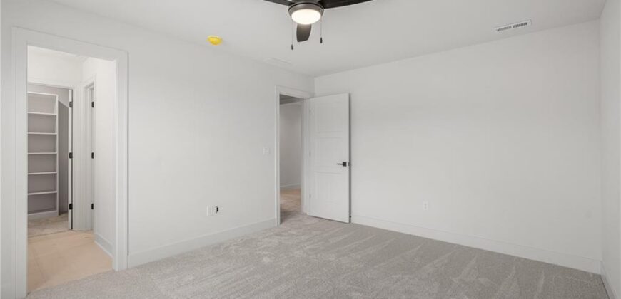 2331 NW Palisades Drive, Riverside, MO 64150