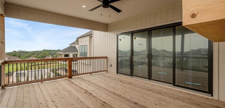 2331 NW Palisades Drive, Riverside, MO 64150