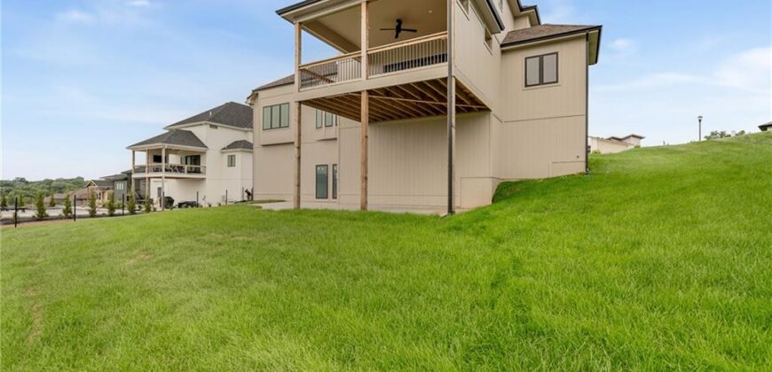 2331 NW Palisades Drive, Riverside, MO 64150