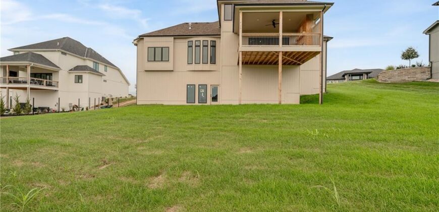 2331 NW Palisades Drive, Riverside, MO 64150