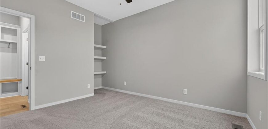 8003 NE 77th Street, Kansas City, MO 64158