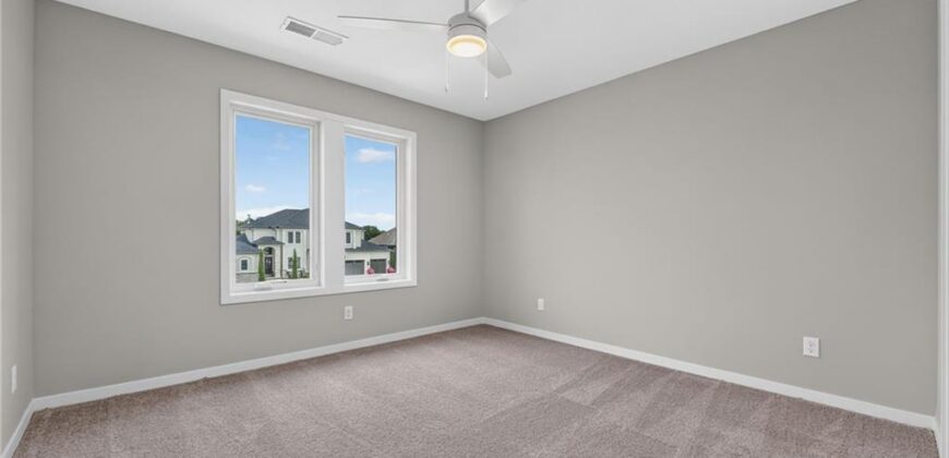 8003 NE 77th Street, Kansas City, MO 64158