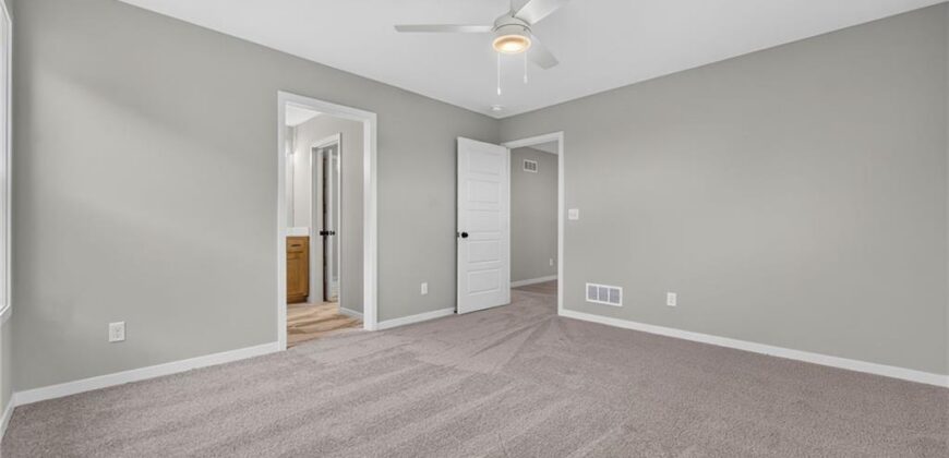 8003 NE 77th Street, Kansas City, MO 64158