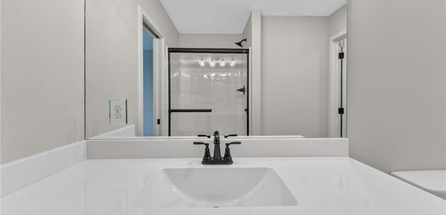 8003 NE 77th Street, Kansas City, MO 64158