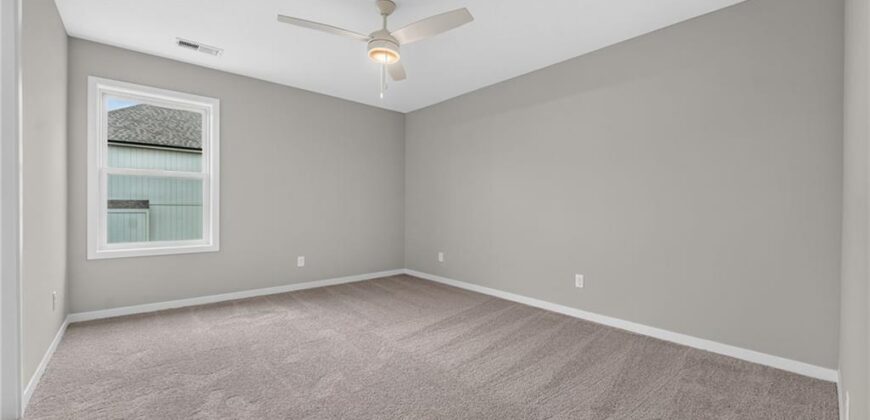 8003 NE 77th Street, Kansas City, MO 64158