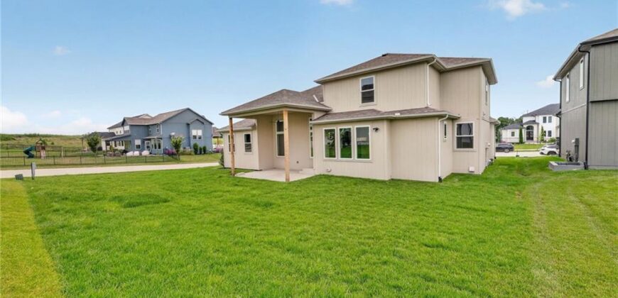8003 NE 77th Street, Kansas City, MO 64158