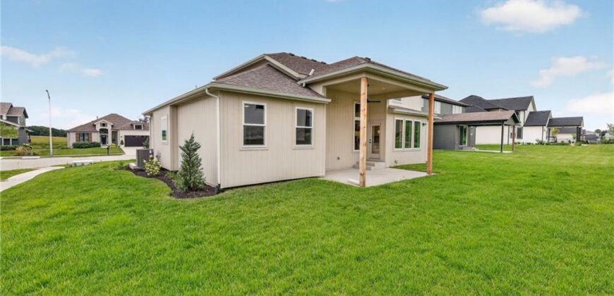 8003 NE 77th Street, Kansas City, MO 64158